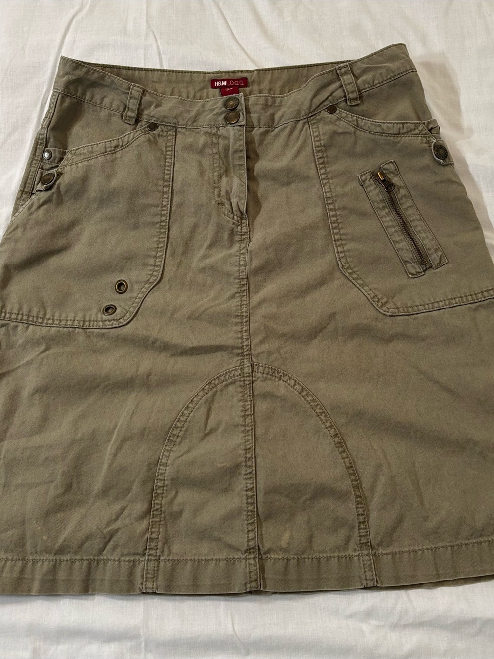 H&M cargo skirt size 10